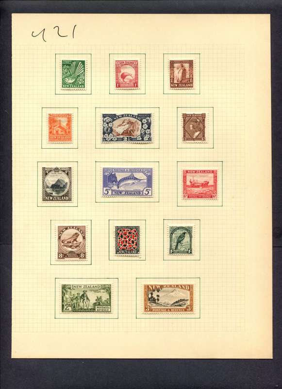 New Zealand - 14 Stamps Mounted (Hinged) On Album Page