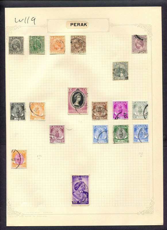 Malaysia - 18 Stamps Mounted (Hinged) On Album Page