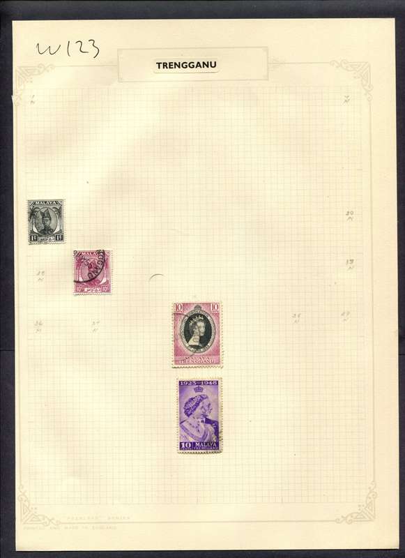 Malaysia - 4 Stamps Mounted (Hinged) On Album Page