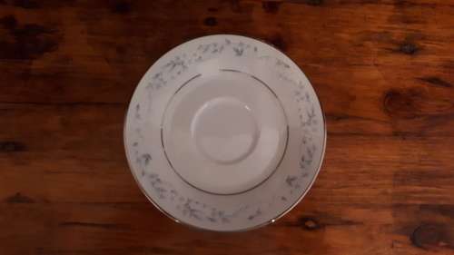 CRAZY MONDAY R1 AUCTION: VINTAGE JAPANESE NORITAKE Fine Porcelain Saucer (Carolyn Pattern 2693)