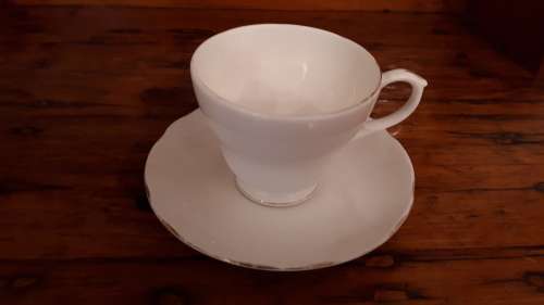 VINTAGE DUCHESS BONE CHINA (England) white tea cup and saucer duo