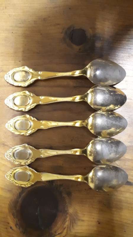 EETRITE 24 CARAT GOLD PLATED Stainless Steel Teaspoons with floral inserts
