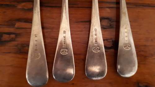 A SET OF FOUR VINTAGE SILVER PLATED Dinner Forks