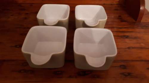 SET OF FOUR INDIVIDUAL STONEWARE AVO GREEN SQUARE PIE DISHES/LARGER RAMEKINS