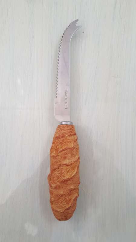 VINTAGE CHEESE KNIFE