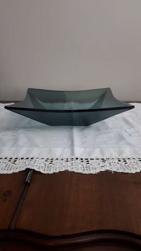 VINTAGE FOREST GREEN SQUARE GLASS BOWL