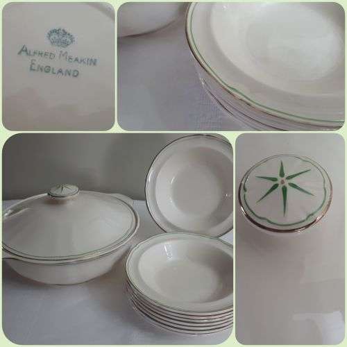 VINTAGE ALFRED MEAKIN MEDWAY DESIGN DESSERT SET