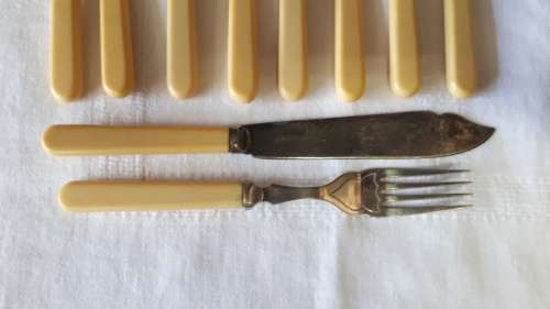 ANTIQUE LOT/PART SET OF 10 SILVER PLATED FAUX BONE HANDLE FISH CUTLERY