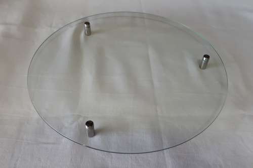 CONTEMPORARY GLASS CAKE STAND OR SERVING PLATE WITH 3 CHROME FEET