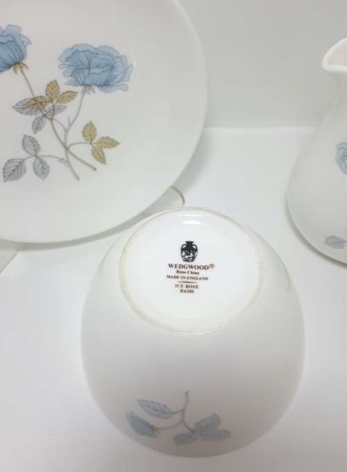 Vintage 1960-1979 Wedgwood Bone China Ice Rose Creamer, Sugar Bowl and Matching Tea Plate (R4306)