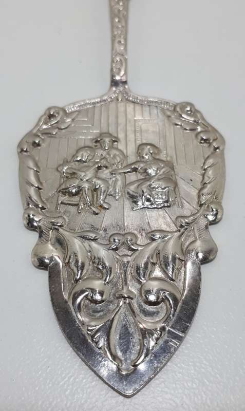 Vintage Chrome Plated Ornate Dutch Cake Lifter With Parisienne Lace Handle Design