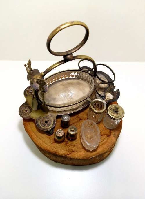 Antique Thomas White (c.1800s) Silver Plated And Footed Cruet Stand