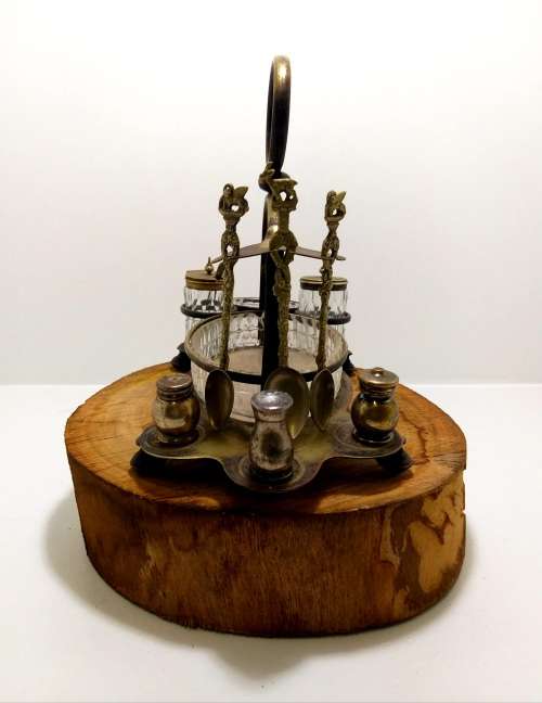 Antique Thomas White (c.1800s) Silver Plated And Footed Cruet Stand