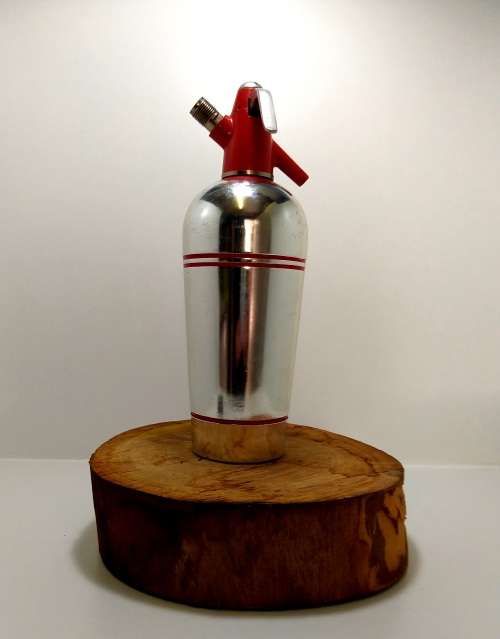 Collectable 1936-1950 Streamline Soda Siphon Chrome With Red Bands