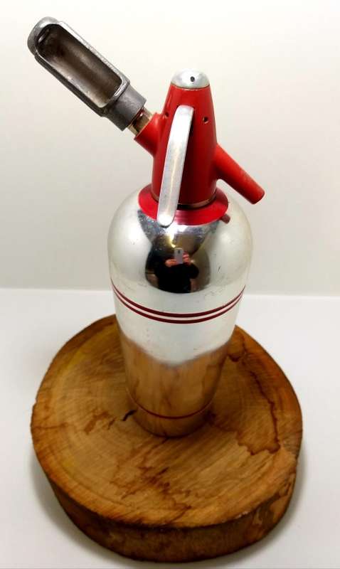 Collectable 1936-1950 Streamline Soda Siphon Chrome With Red Bands