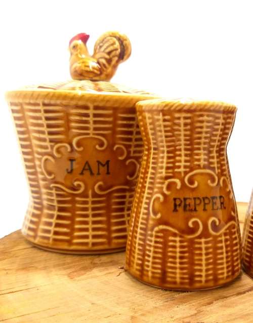 Beautiful Mid Century Basket Weave Breakfast Set With Rooster Detail  Jam, Jelly & Salt & Pepper