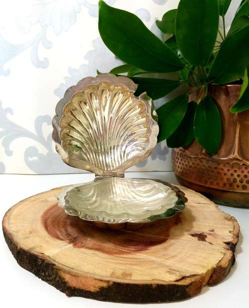 Vintage EPNS Silver plated Shell Shaped Butter Dish With Frosted Glass Liner