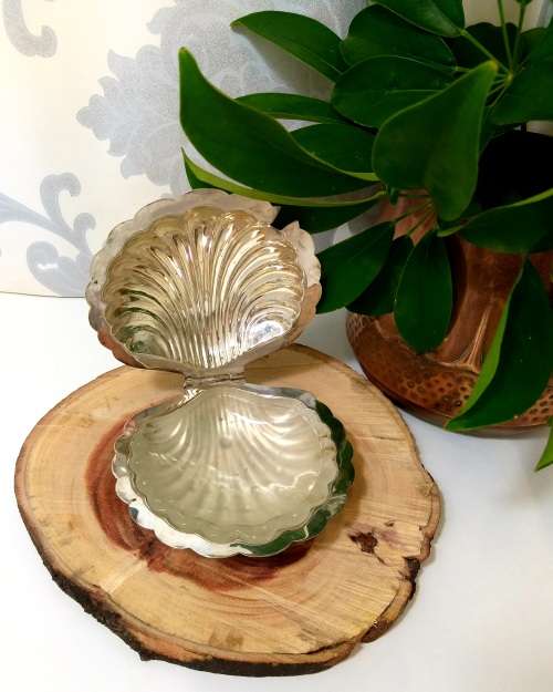 Vintage EPNS Silver plated Shell Shaped Butter Dish With Frosted Glass Liner