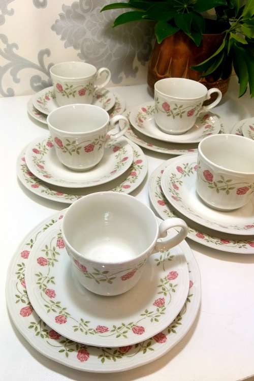French Vintage Tea Set Of 6 Complete Mary Lou Tea Trios  Cup, Saucer & Tea Plate