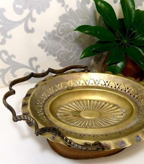 Vintage Silver Plated Pedestal Display Basket With Swing Handle