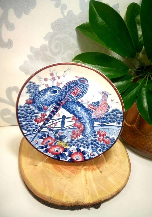 Collectable Vintage Japanese Imari Style Display Plate  Pair Of Birds