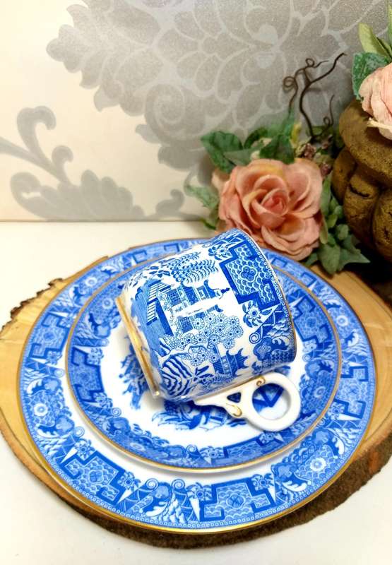Vintage Blue Willow Royal Worcester Trio  Cup, Saucer & Tea Plate
