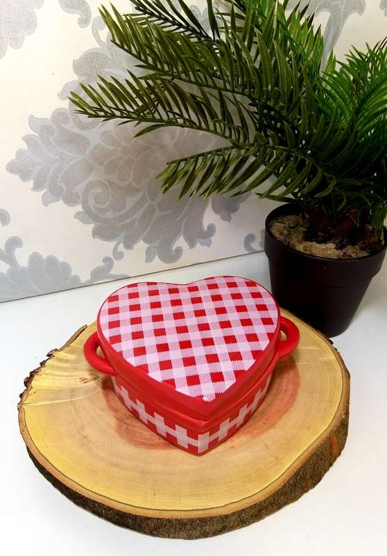 Heart Shaped Lidded Porcelain Bowl With Two Handles & Candle  Red Checkered Pattern