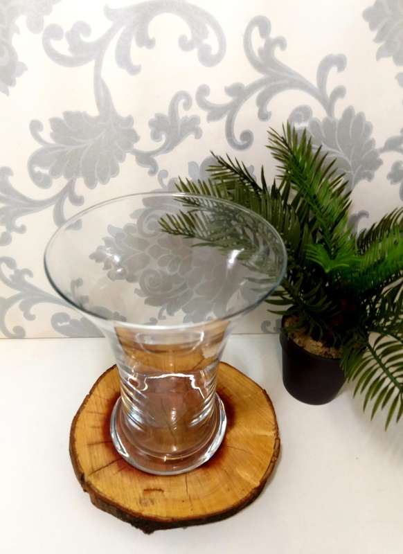 Clear Glass Fluted Flower Vase With Thick Rolled Base