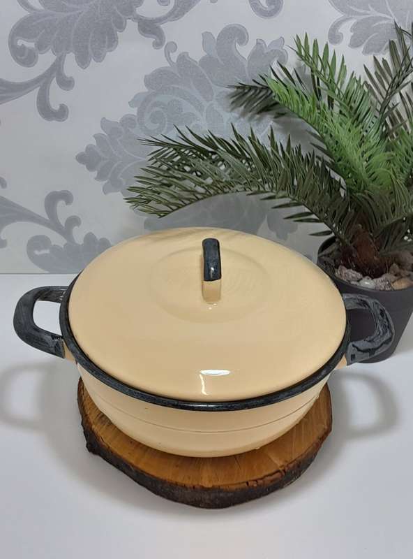 Vintage Yellow Enamel Lidded Casserole With Thick Black Rim