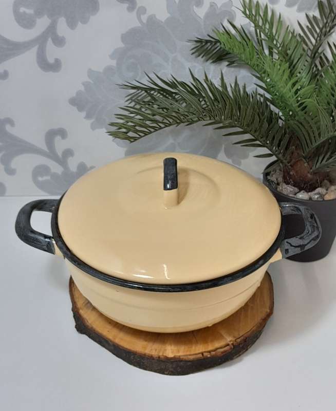 Vintage Yellow Enamel Lidded Casserole With Thick Black Rim