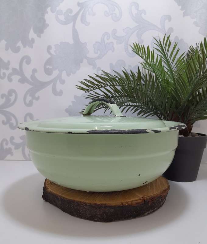Vintage Green Enamel Lidded Casserole With Thick Black Rim