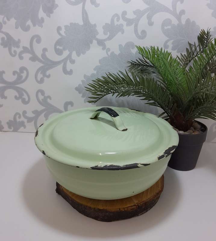 Vintage Green Enamel Lidded Casserole With Thick Black Rim