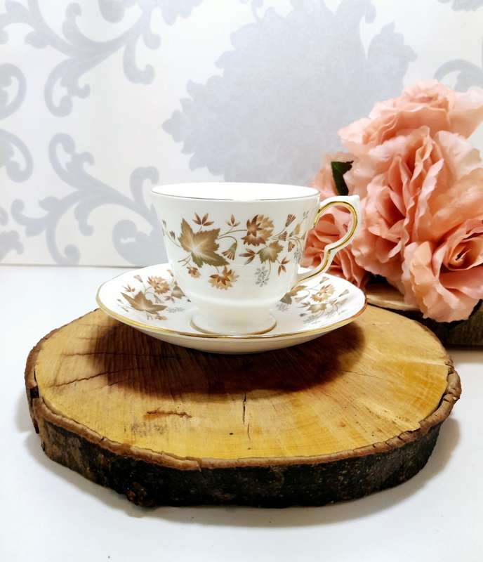 Vintage Fine Bone China Colclough Tea Duo  Cup & Saucer  Pattern 8656
