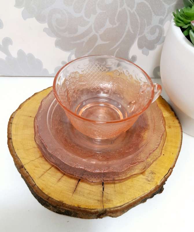 Gorgeous Salmon Pink Glass Trio  Cup, Saucer & Tea Plate