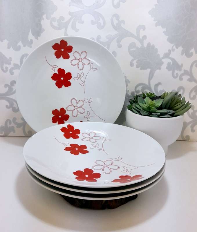 Contemporary Set Of 4 Extra Large Porcelain Dinner Plates  Red & White