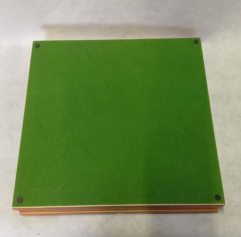 Chessboard Box