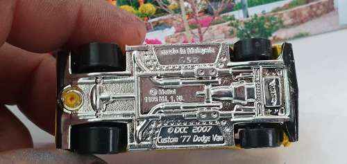 Hotwheels 77 Dodge Van