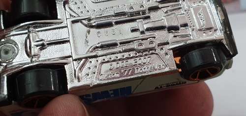 Hotwheels 77 Dodge Van