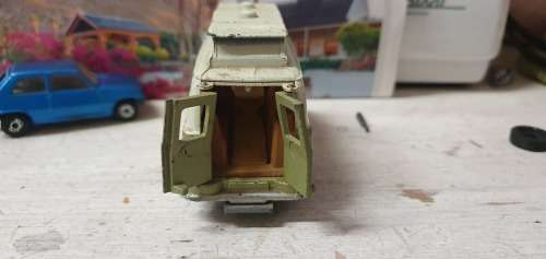 Corgi Ford Thames Airborne Caravan