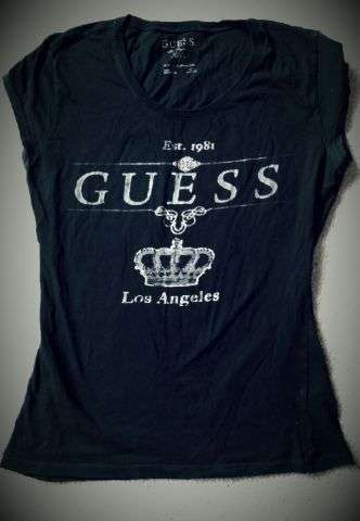 BRAND NEW GUESS TSHIRT