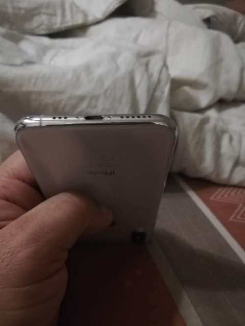 iPhone Xs 256gb 4 Months Old