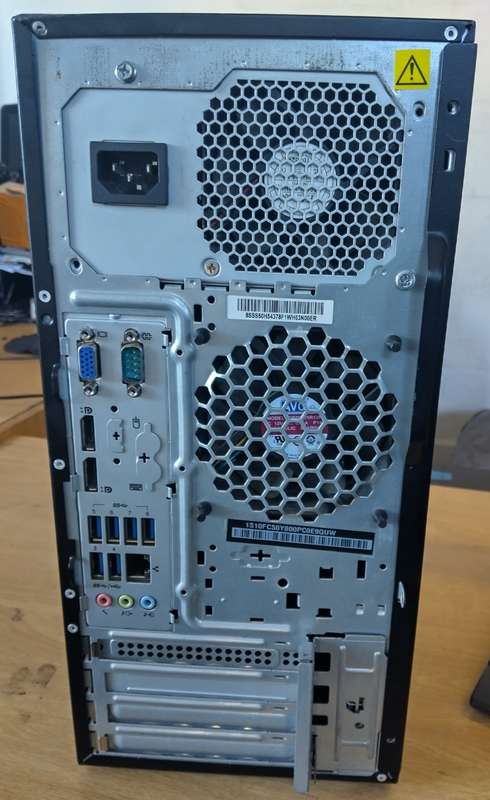 Lenovo ThinkCentre M900  1tb HDD, 8gb RAM, W10, + 20inch Monitor