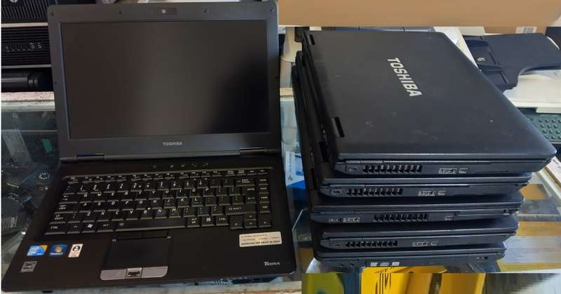 Toshiba Tecra M11-141  160/250gb HDD, 4gb RAM, W10  i5 1ST Gen  14inch