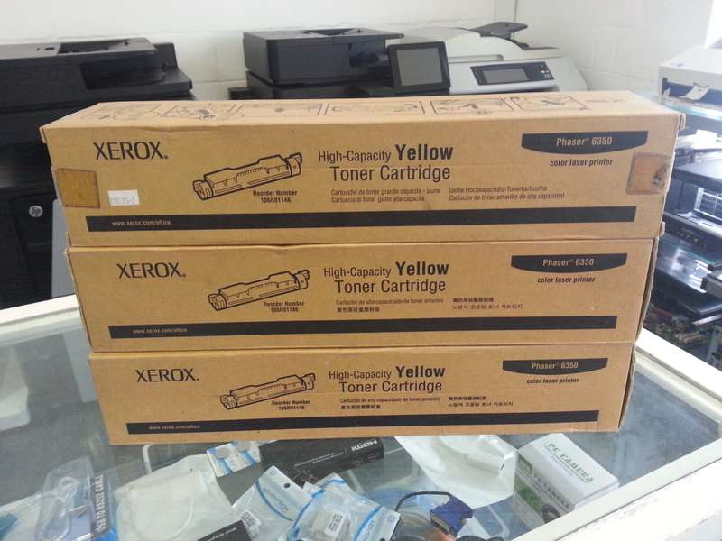 Xerox 106R01146 Yellow toner cartridge for Phaser 6350  Original