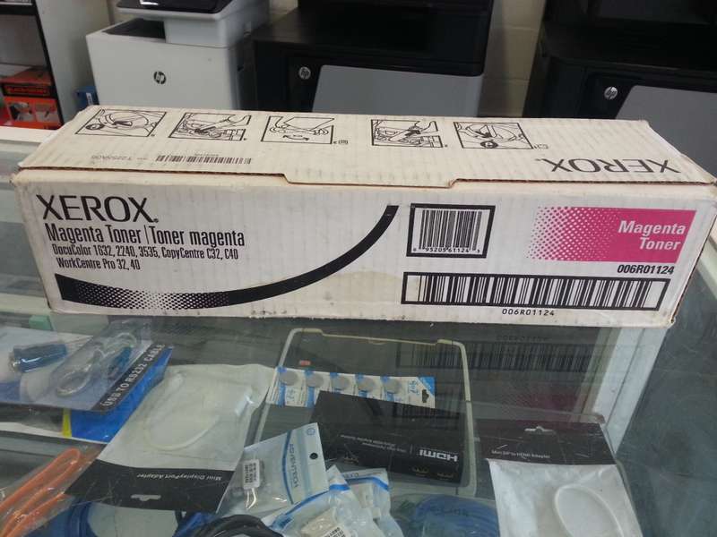 Xerox 006R01124 OEM Magenta Toner Cartridge  Original