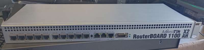 Mikrotik Routerboard POE Gigabit Enternet Switch  RB1100 AHX2