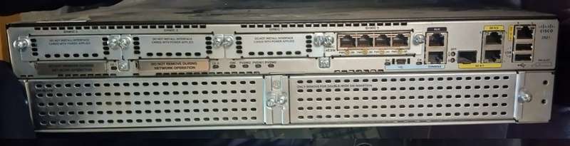 Cisco 2921/K9 Integrated Services Router