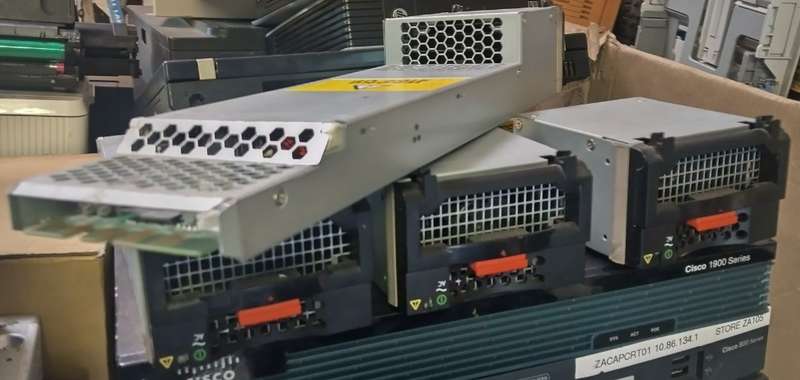 Emerson AA26340L 369.6W 12V 30.8 A Power Supply Unit