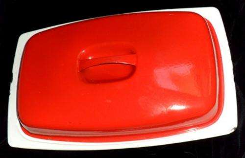 Large, retro, mid century, enamel roasting pan with lid by Finel, Finland