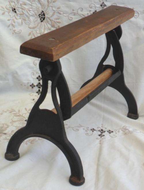 Vintage cast iron paper towel dispenser